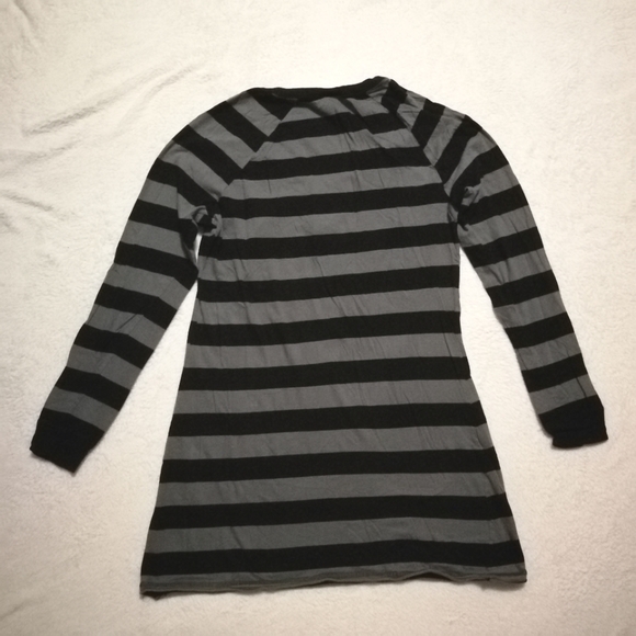 Tweety Striped Nightshirt / Nightdress - Picture 6 of 6